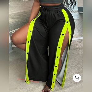 2 Pair - SHEIN Vibrant Green/Black PINK/Black